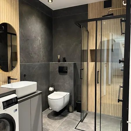Modern, Stylish In The Heart Of The 아파트 *
